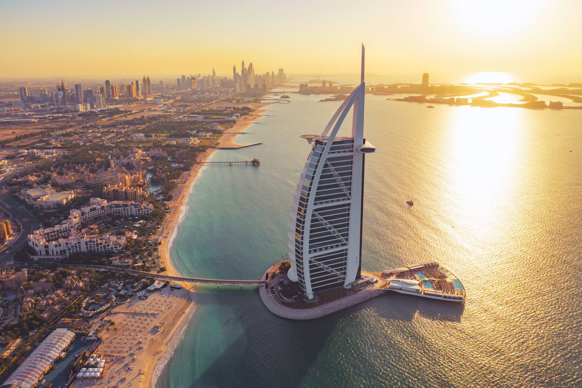 Relocating to Dubai: Visa, Property, and Wealth Management in One Package