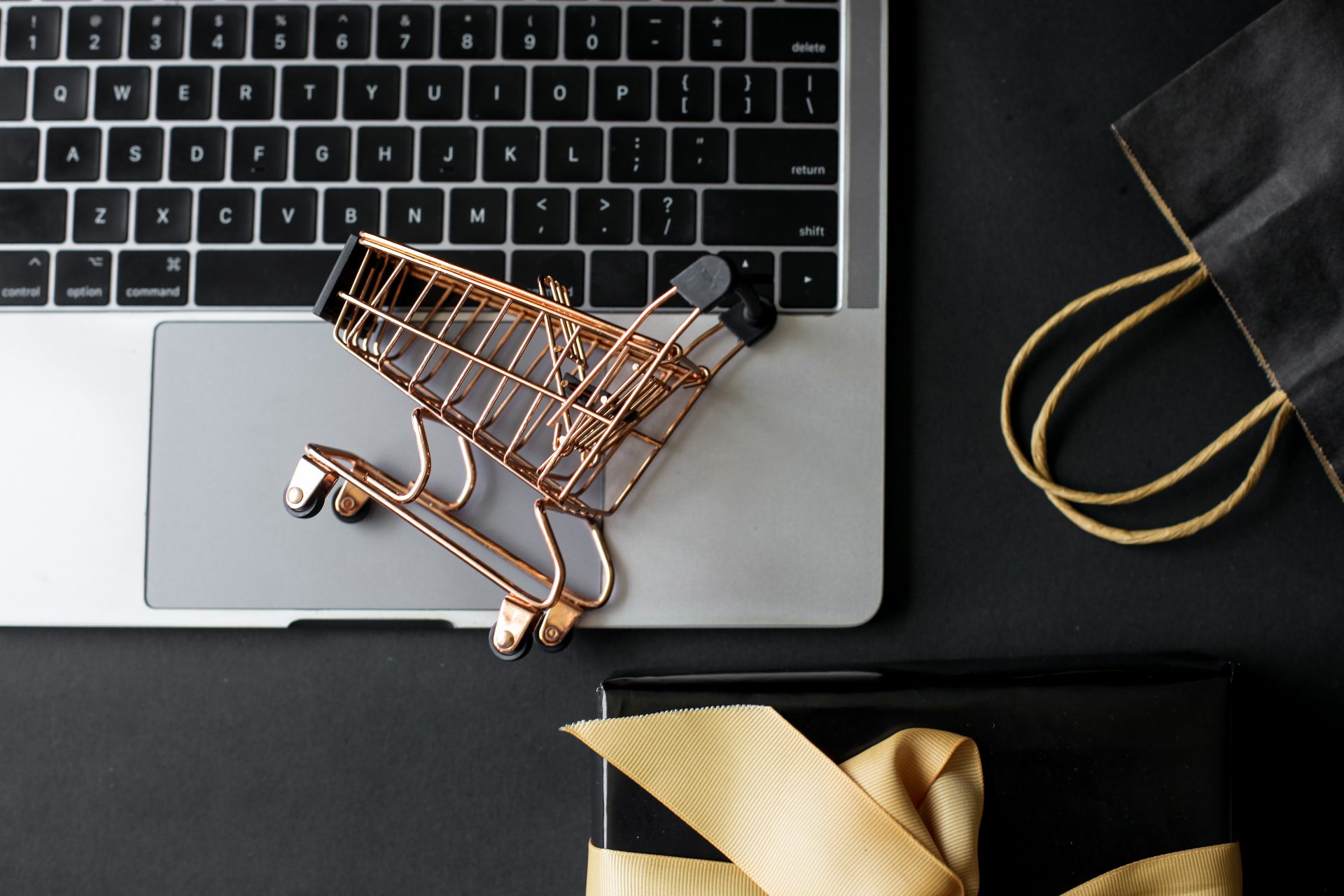 The Future of Retail How to Win in the UAE’s E-Commerce Gold Rush